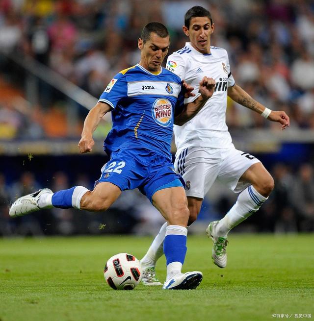 金年会登录入口-包含赛地聚焦——意大利杯清晨热度飙升，巴塞罗那豪取连胜，气氛紧张，团队化学反应显著的词条